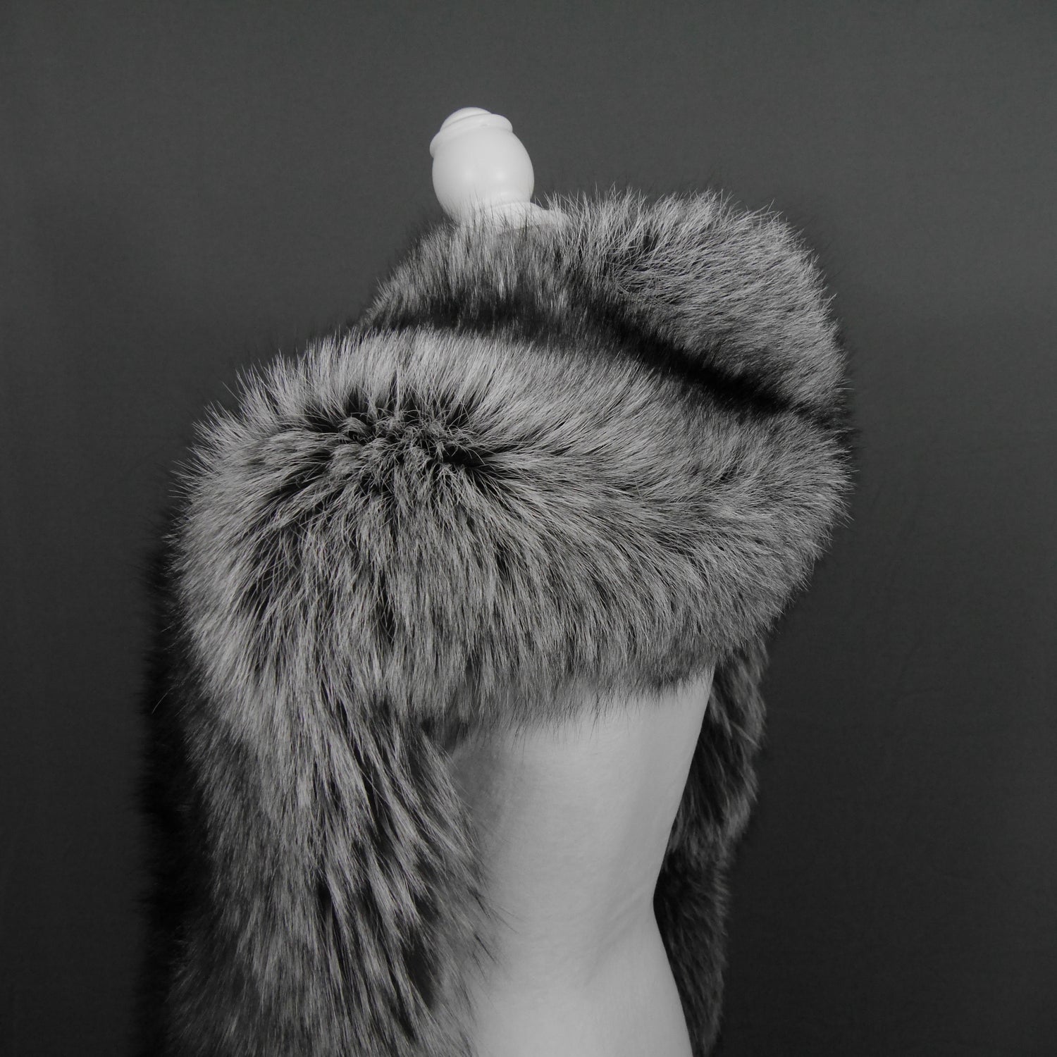 Silver fox fur stole/wrap/scarf