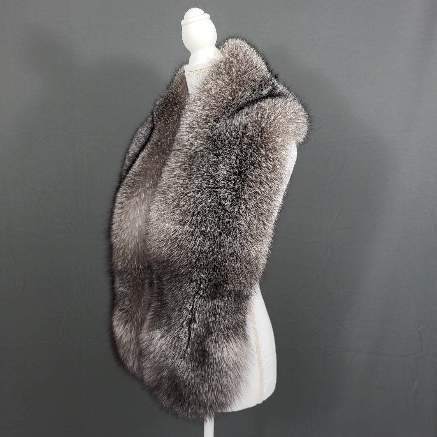 SAGA blue frost fox fur wrap/stole/scarf