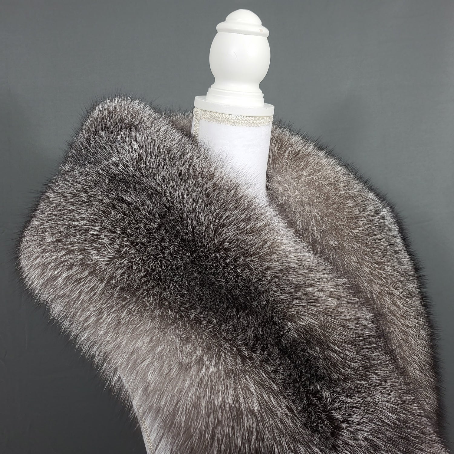 SAGA blue frost fox fur wrap/stole/scarf