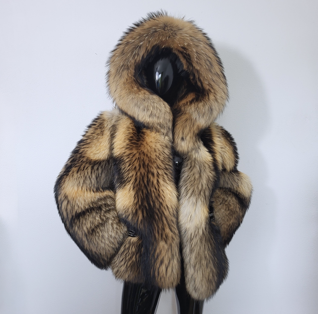 Hooded-finnraccoon-fur-coat-3