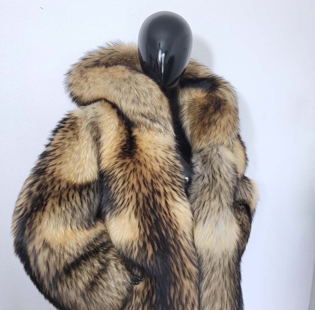 Hooded-finnraccoon-fur-coat-4