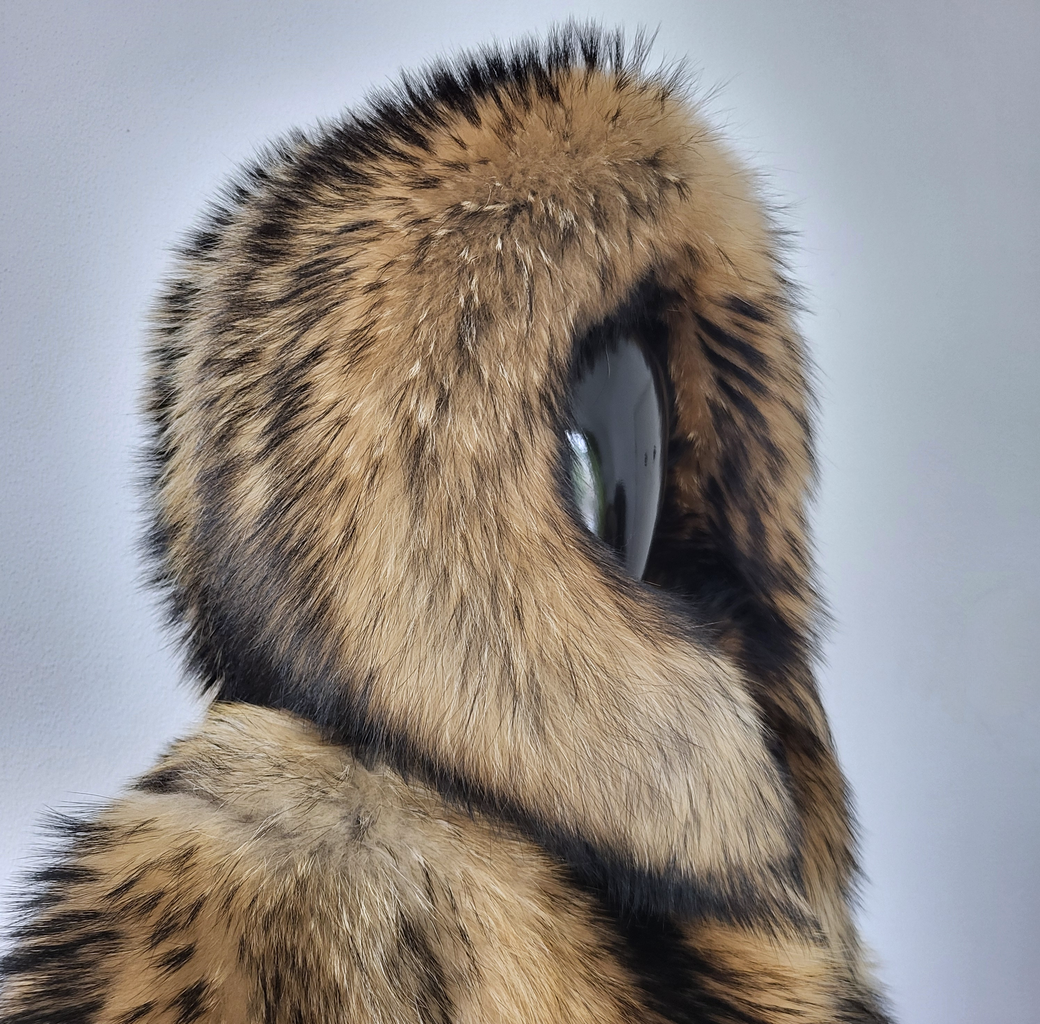 Hooded-finnraccoon-fur-coat-5