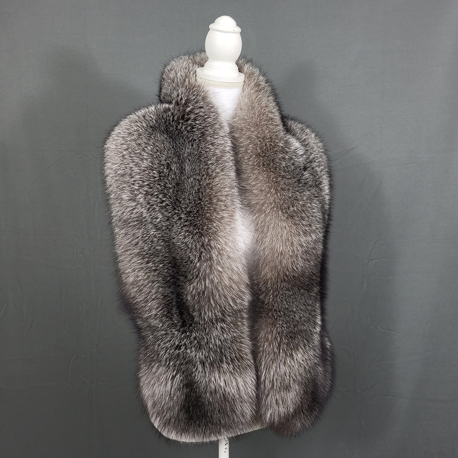 SAGA blue frost fox fur wrap/stole/scarf